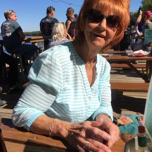 Meet your Posher, Edith